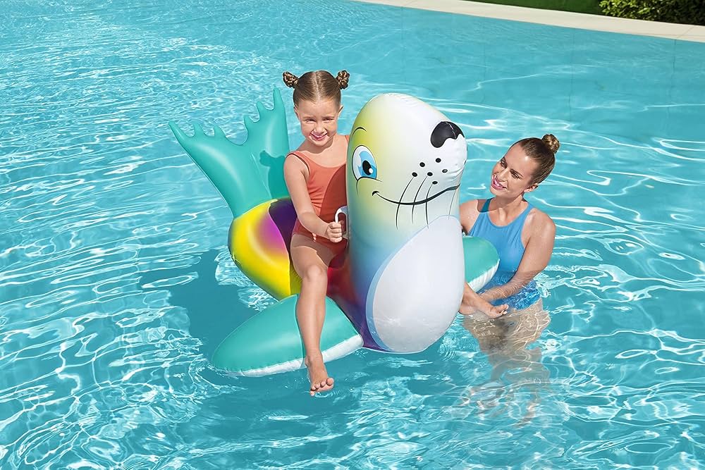 Sea dog floats